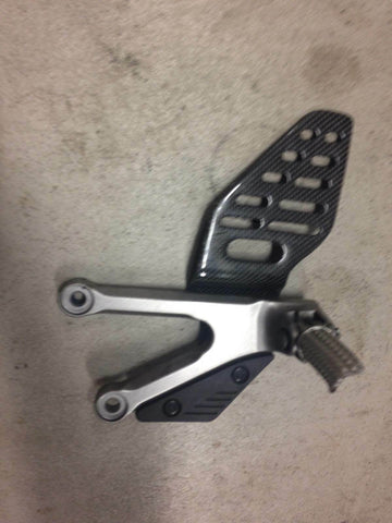 Yamaha YZF R6 2CO Left Front Foot Hanger
